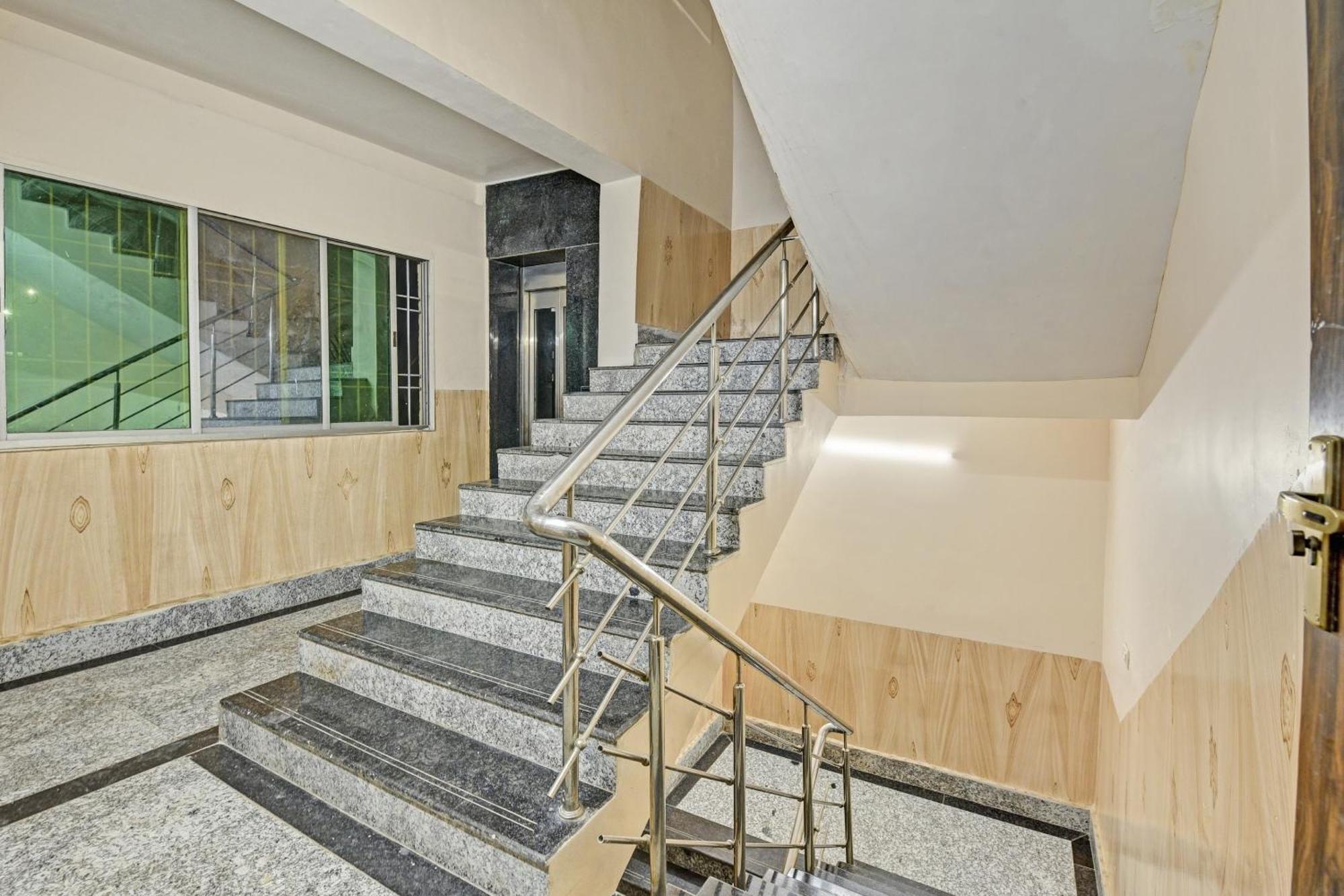 Hotel O Sri Jagarnath Banquet & Hotel Ranchi Exterior photo